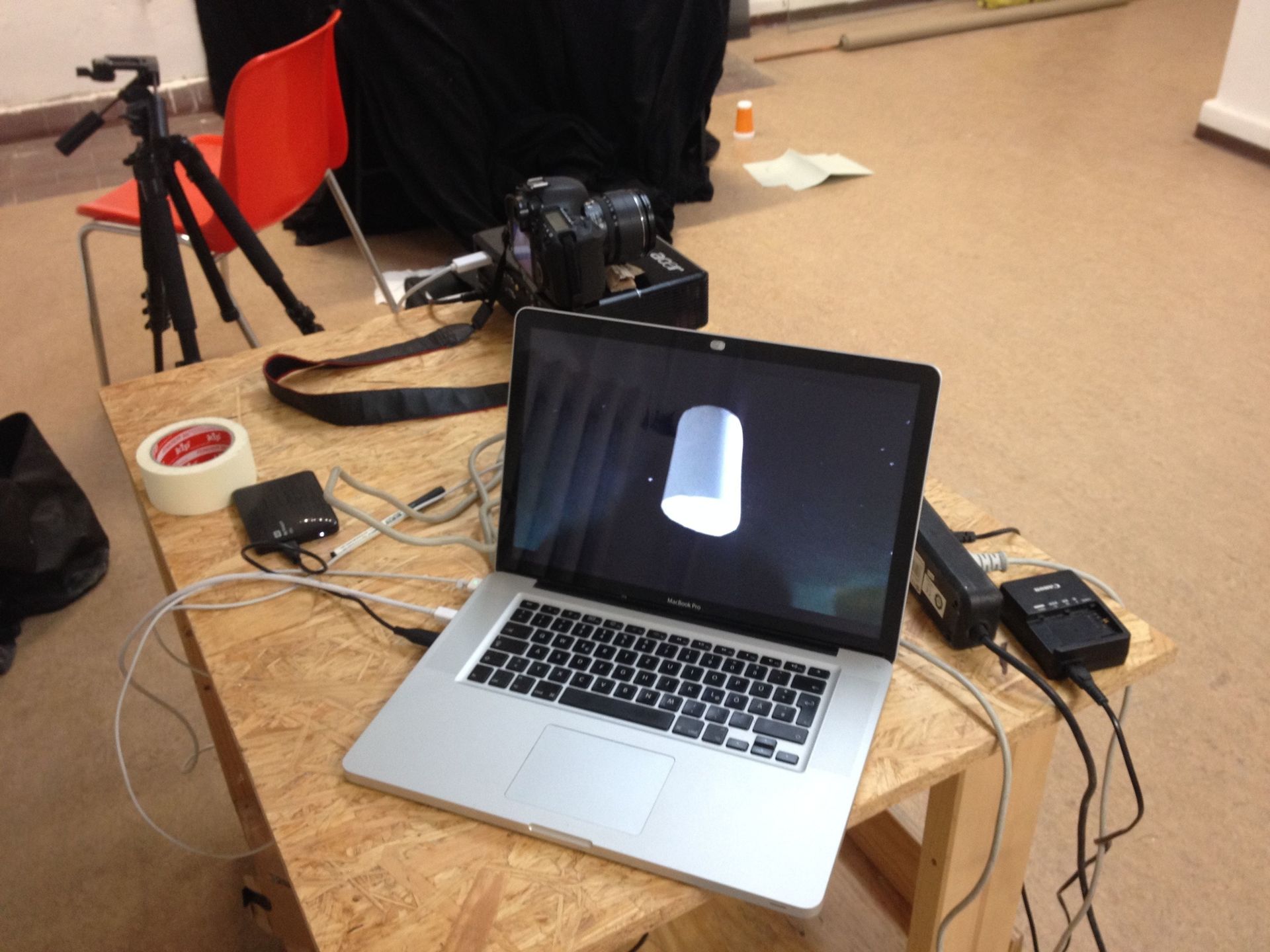 Representation of ceramic cylinder (for projection)